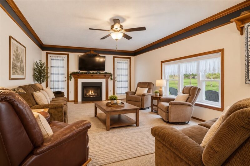 451 Peregrine Dr — photo 5