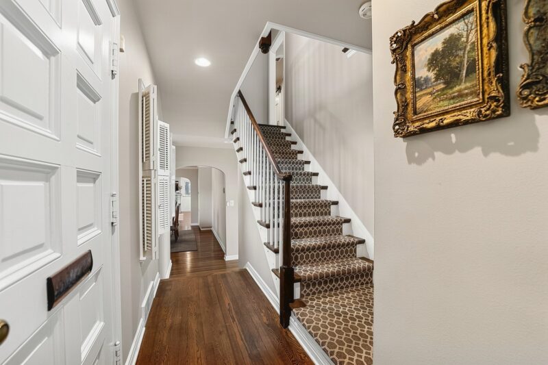 763 Larchmont Road — photo 3