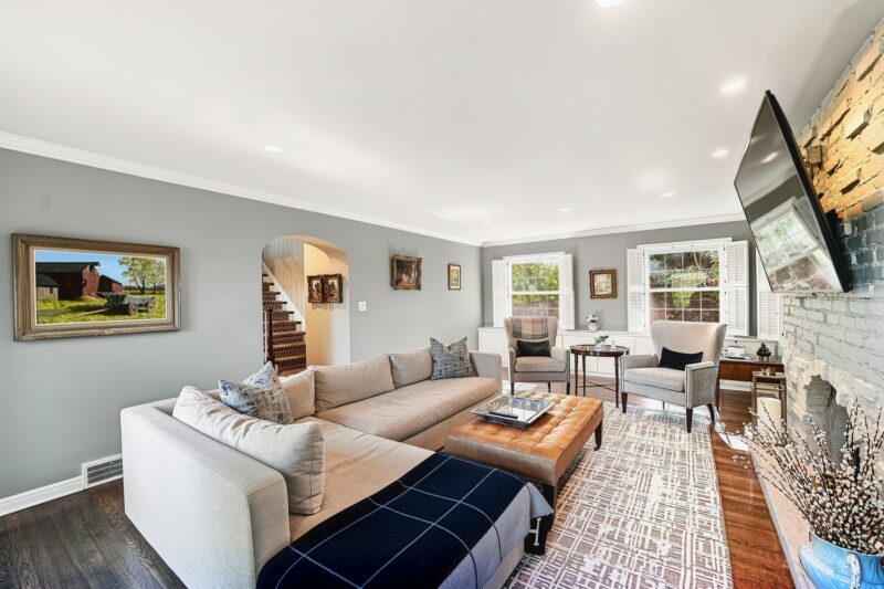 763 Larchmont Road — photo 4