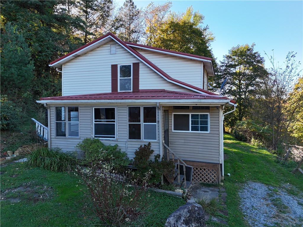 210 Clearfield Pike — photo 1