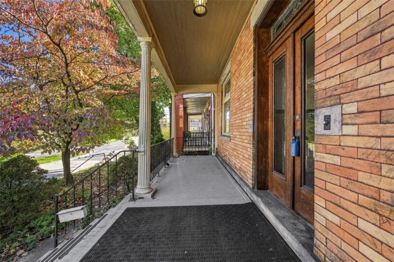 6842 Thomas Blvd — photo 3