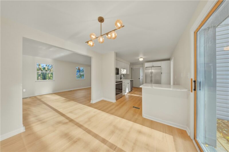 1362 Groveton St — photo 7