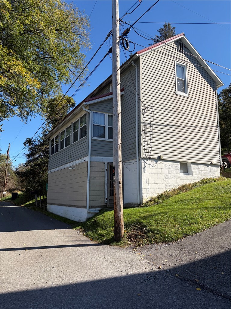 5765 Harrison Ave — photo 3