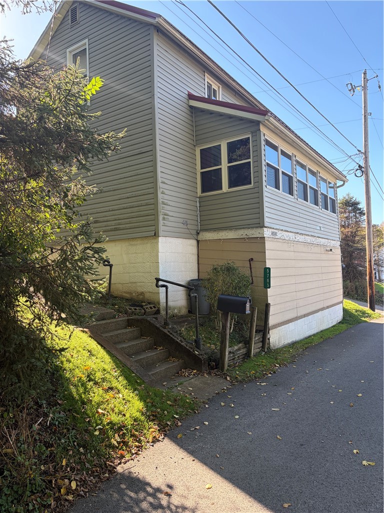 5765 Harrison Ave — photo 4