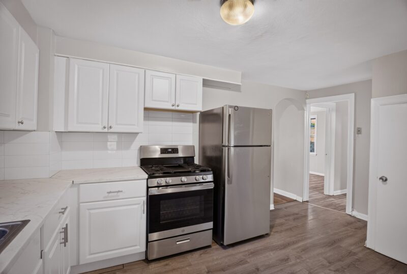 7722 Lloyd Ave — photo 5