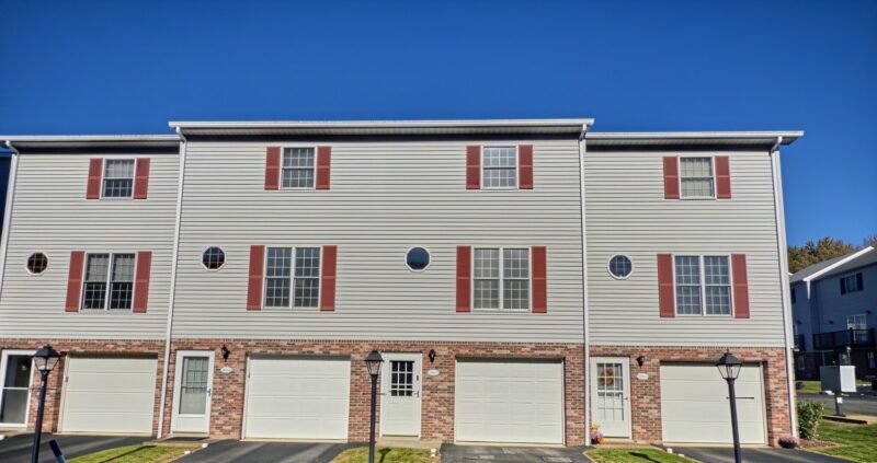 1003 Gazebo DRIVE — photo 2