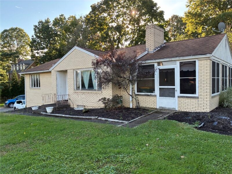 447 Kittanning Pike — photo 4
