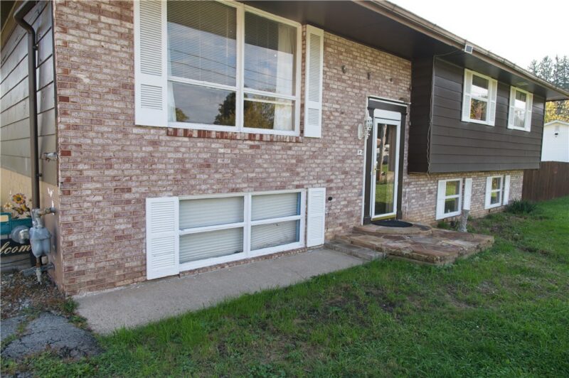 12 Dolly ave — photo 3