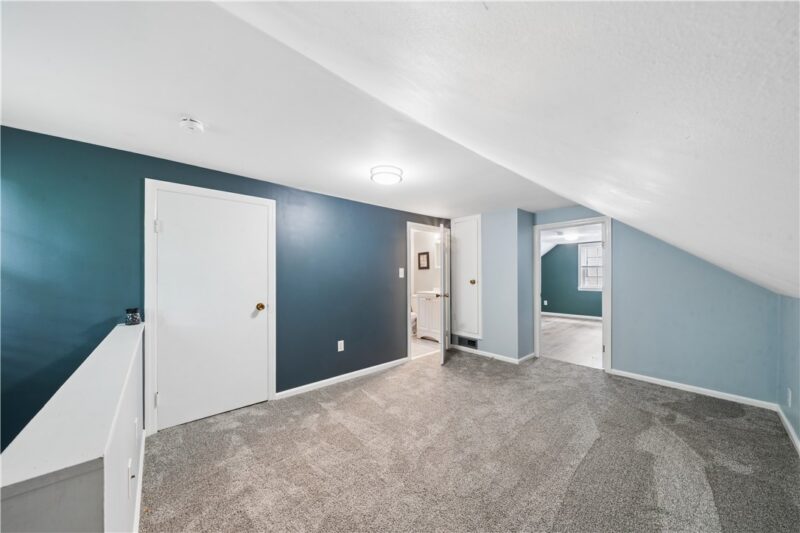 745 Sidney St — photo 8