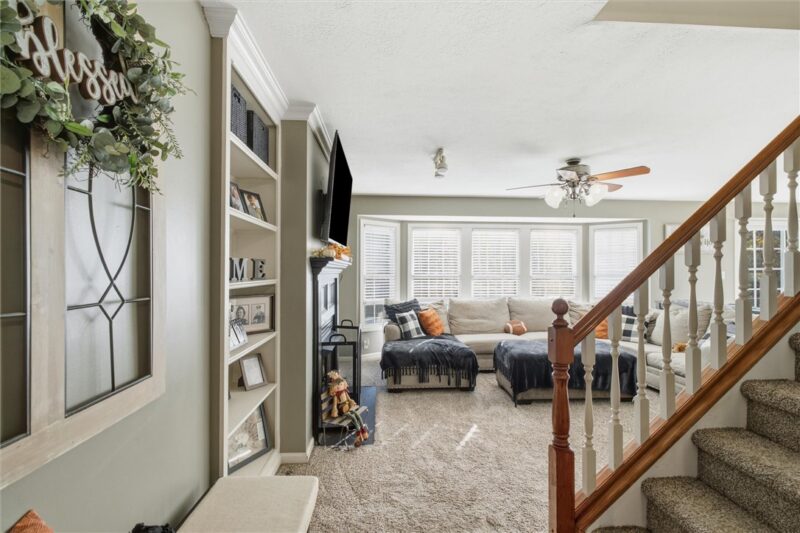505 BROOKFIELD COURT — photo 3