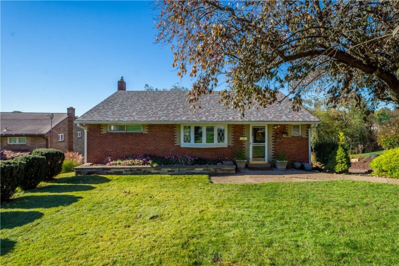 210 Linhart Ln — photo 2