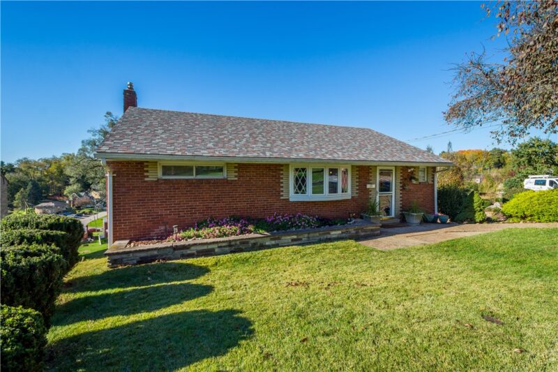 210 Linhart Ln — photo 3