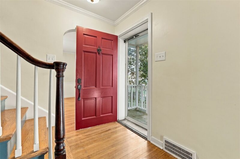 124 Delano Dr — photo 2