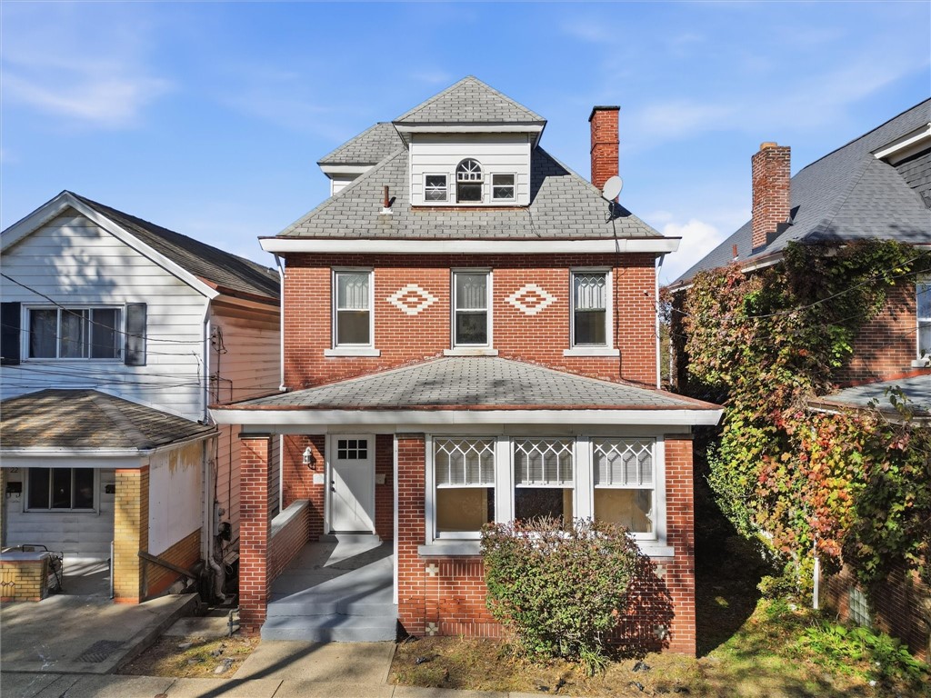 18 Harlem Ave — photo 1