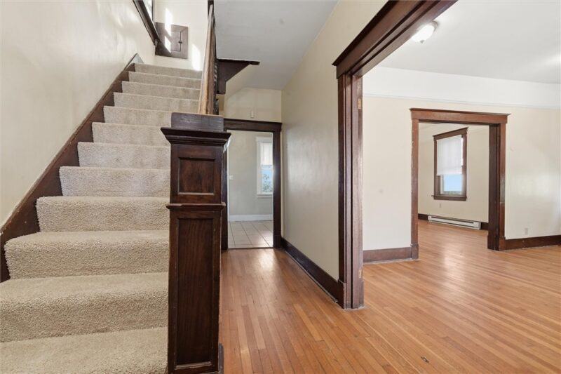 18 Harlem Ave — photo 5