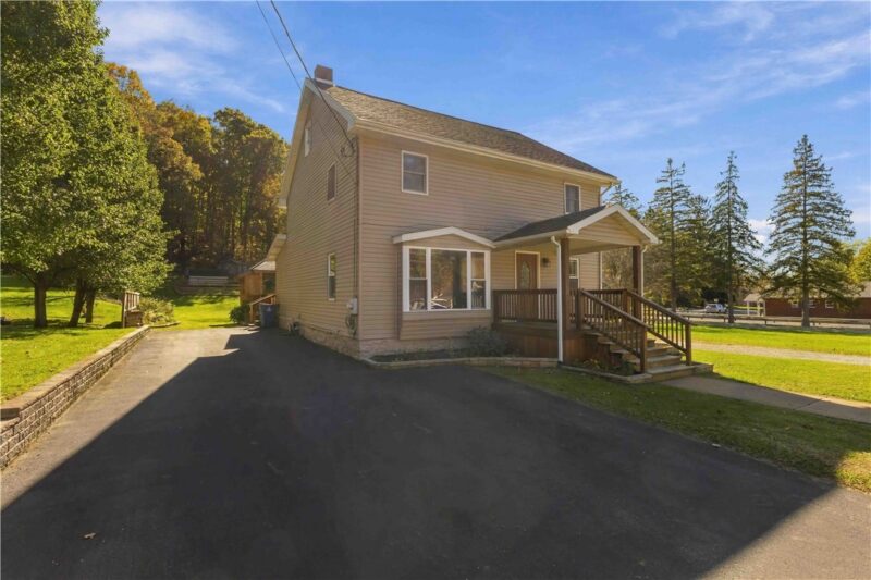 2080 Indian Head Rd — photo 2