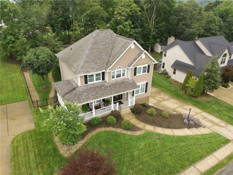 168 Hampshire Drive — photo 2