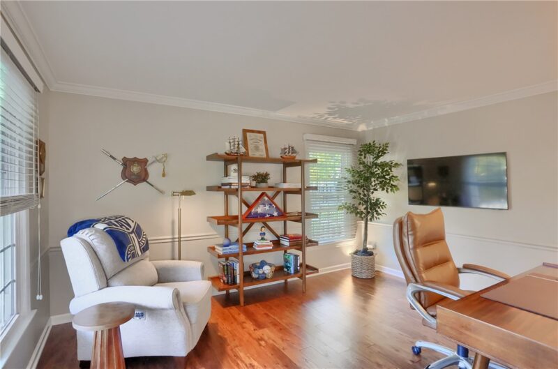 168 Hampshire Drive — photo 7