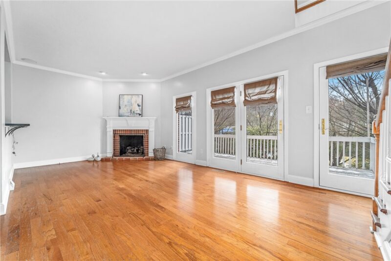 108 Bayberry Ct — photo 6