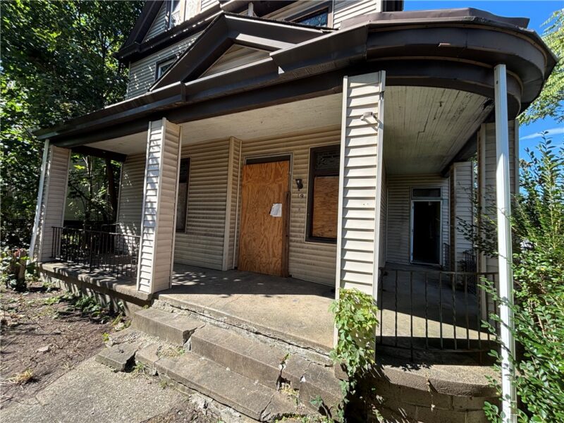 19 Carrick Ave — photo 2