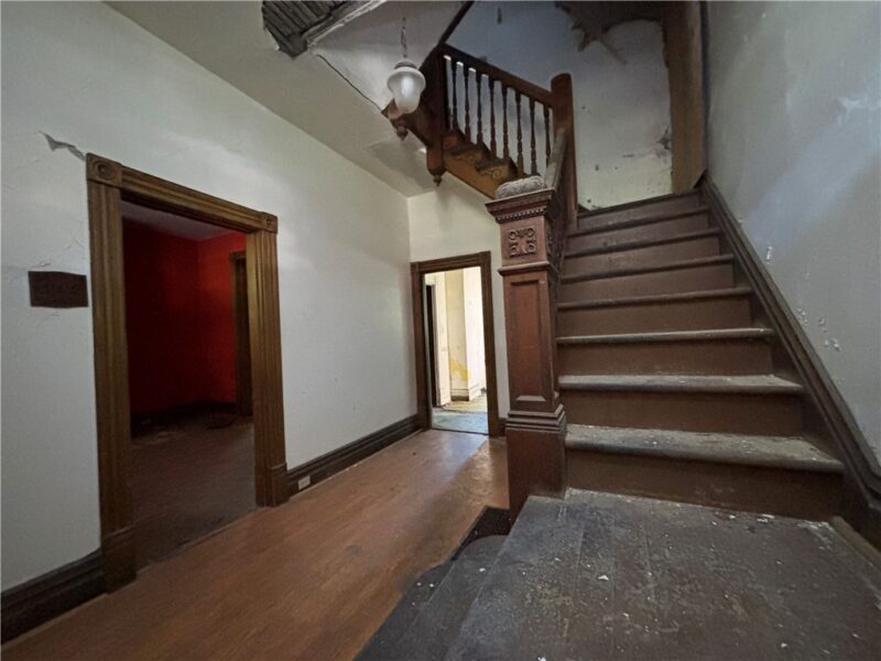 19 Carrick Ave — photo 3