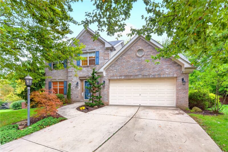 707 Dunbury Ct