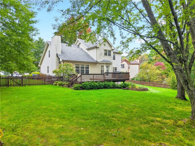 707 Dunbury Ct — photo 3