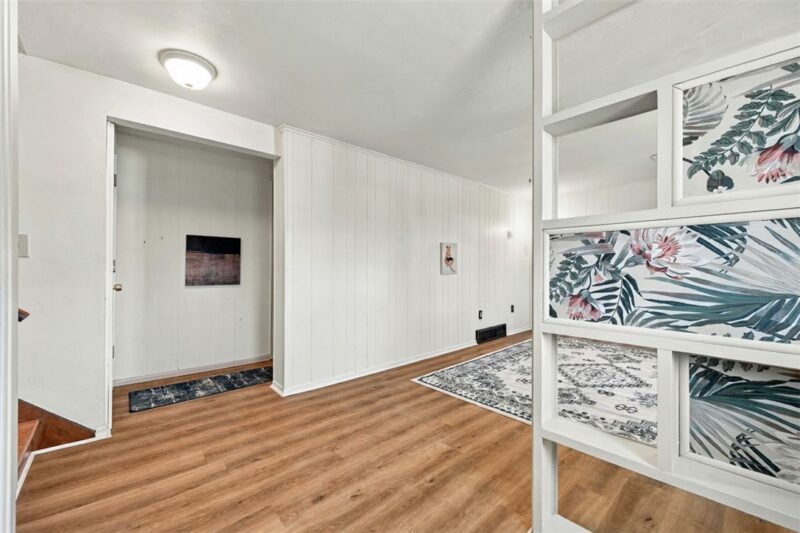 716 Cottonwood Dr — photo 3