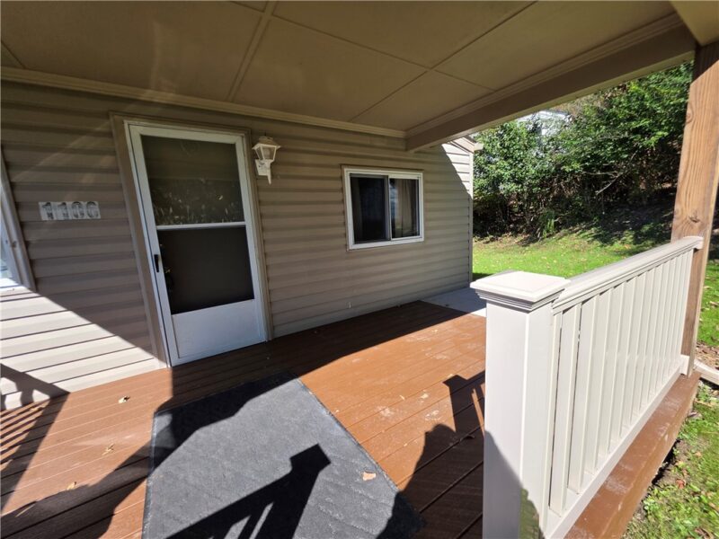 1106 Creighton Ave — photo 2
