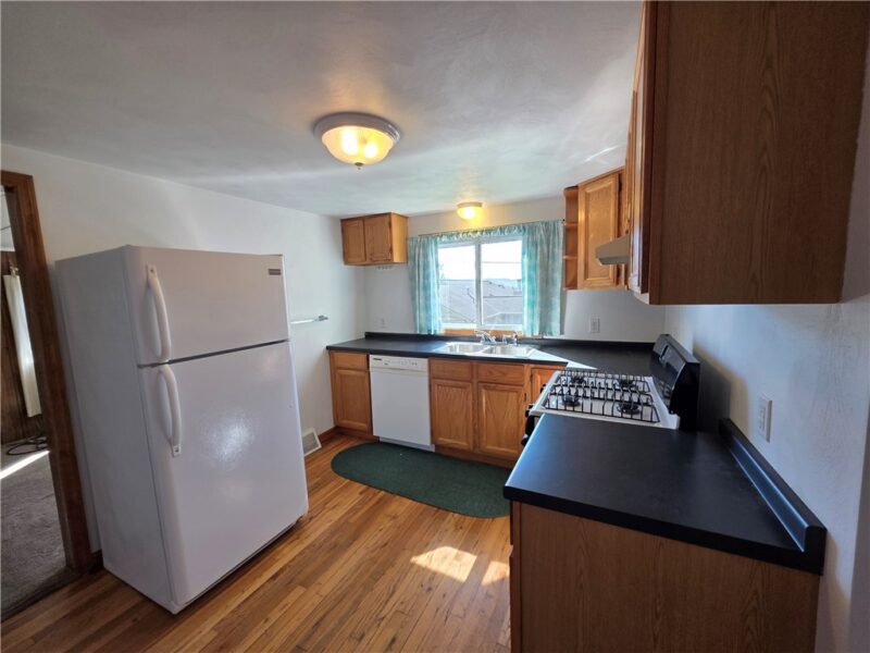 1106 Creighton Ave — photo 6