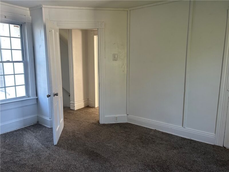 232 E Apple St — photo 5