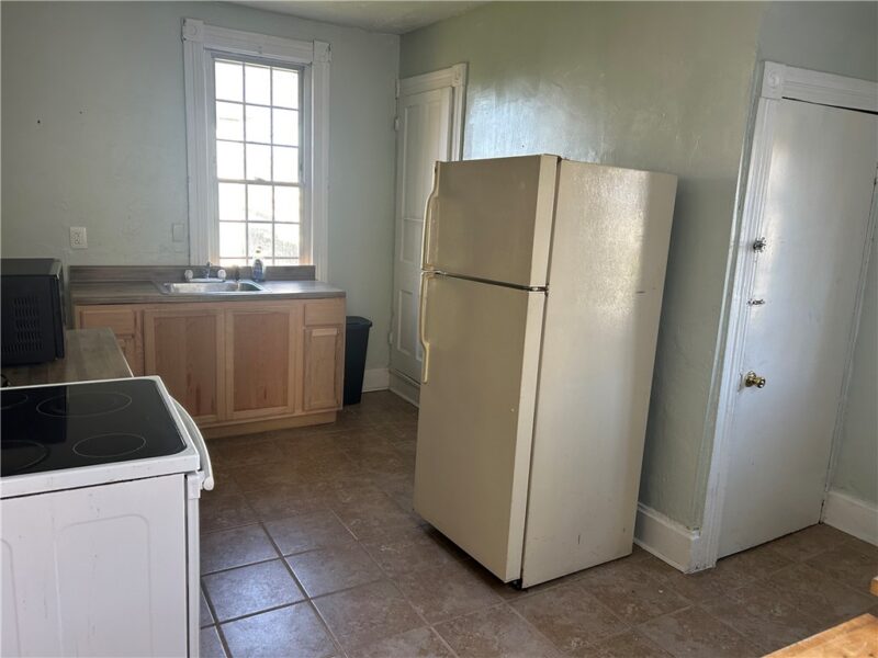 232 E Apple St — photo 6