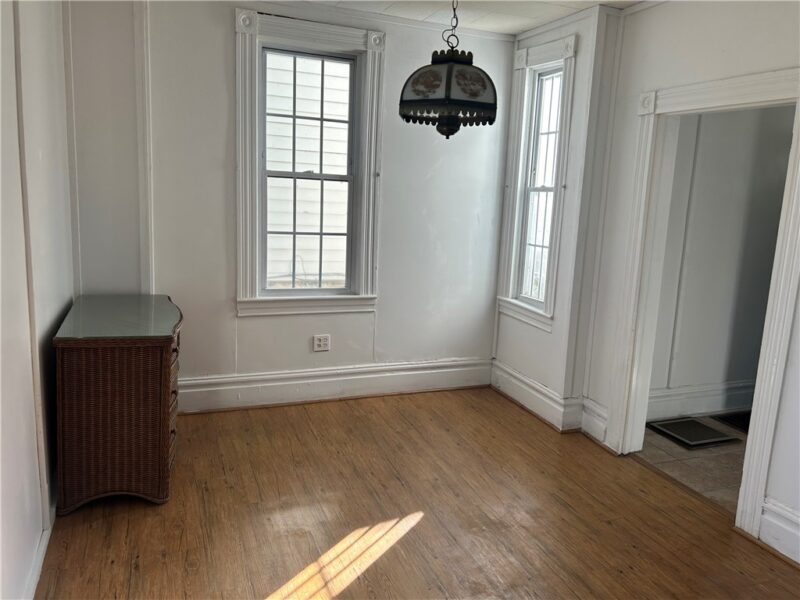 232 E Apple St — photo 7