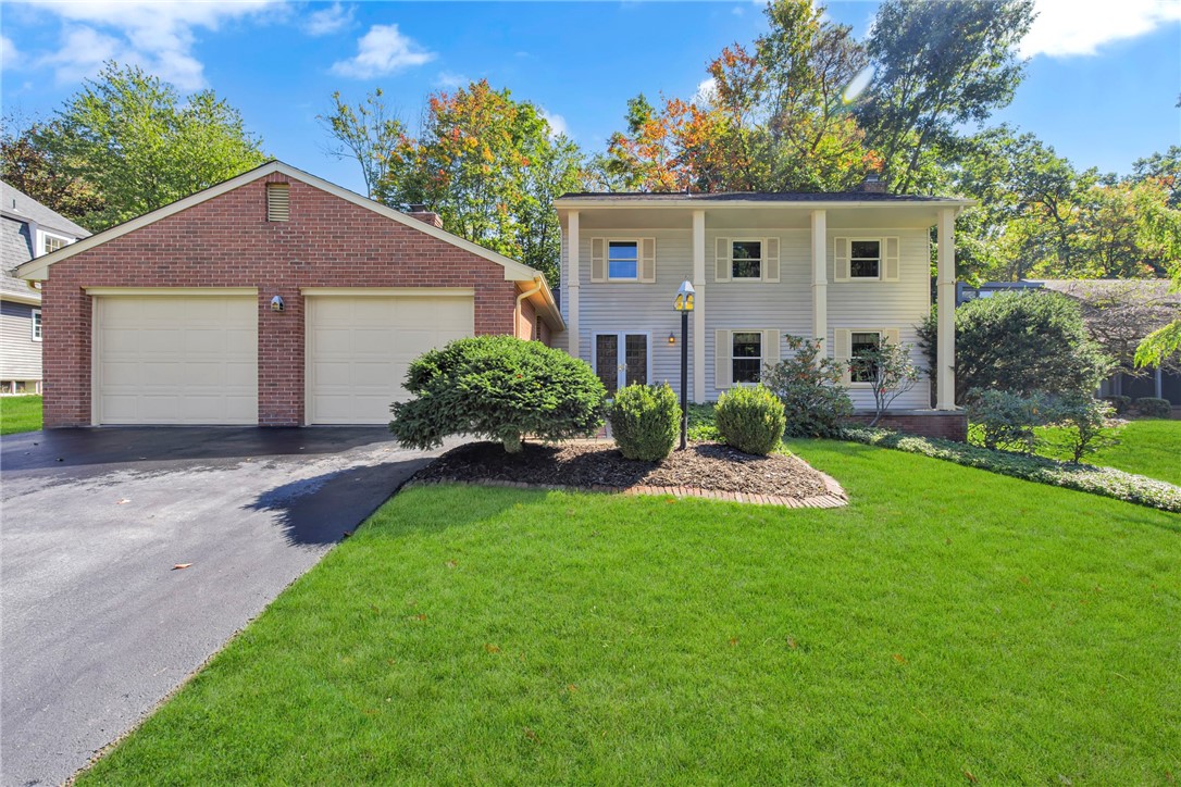 1593 Oakleaf Ln — photo 1
