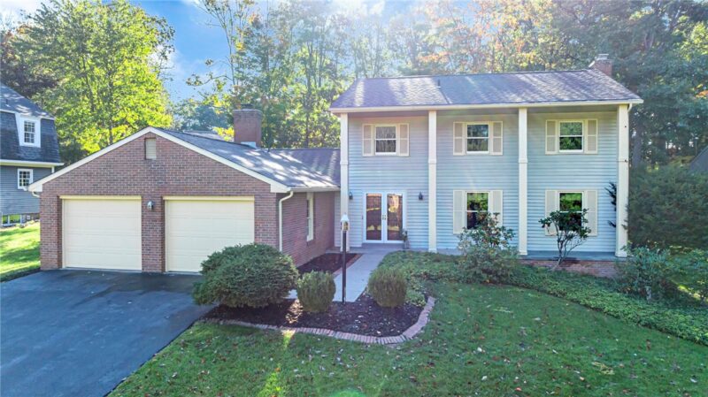 1593 Oakleaf Ln — photo 3