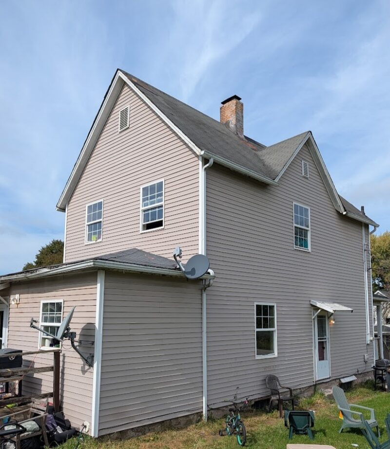 378 Malleable St — photo 3