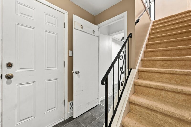 236 Woodbridge DRIVE — photo 5
