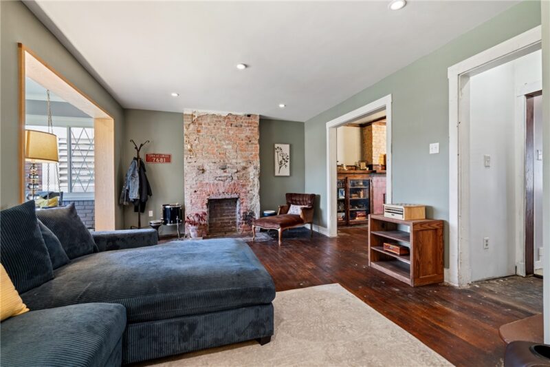 1909 Chislett St — photo 6