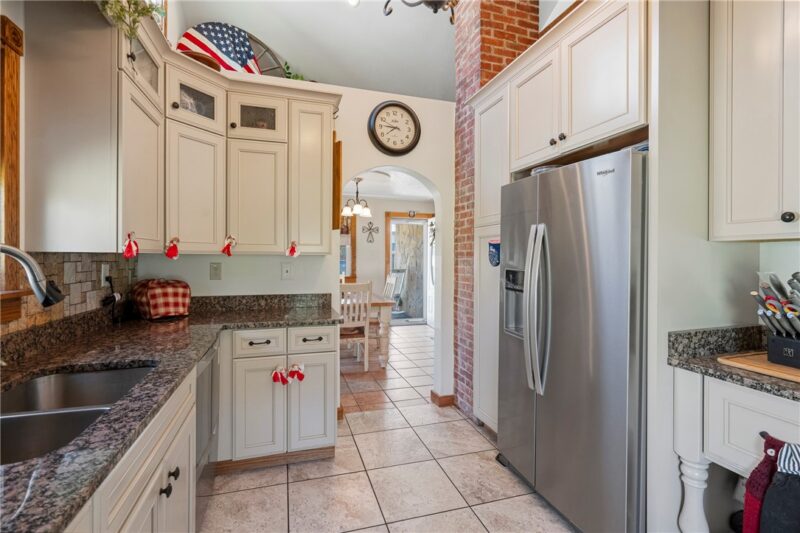 129 Township Drive — photo 8