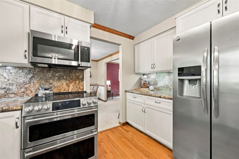 320 Cross Creek Ct — photo 8