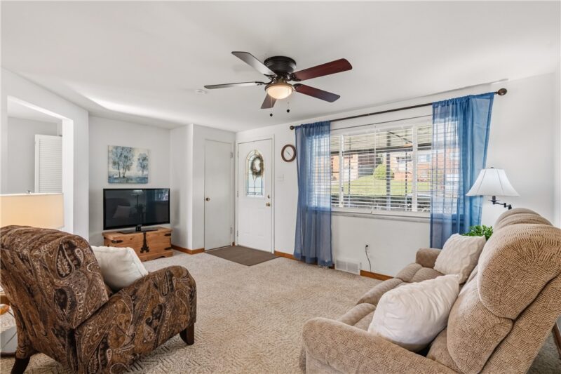 1339 Harris Avenue — photo 3
