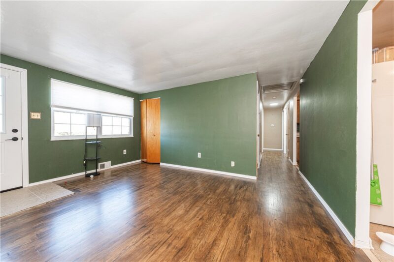 111 Greenview Drive — photo 5