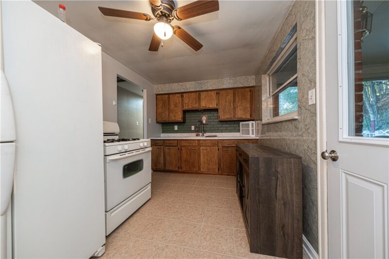 111 Greenview Drive — photo 7