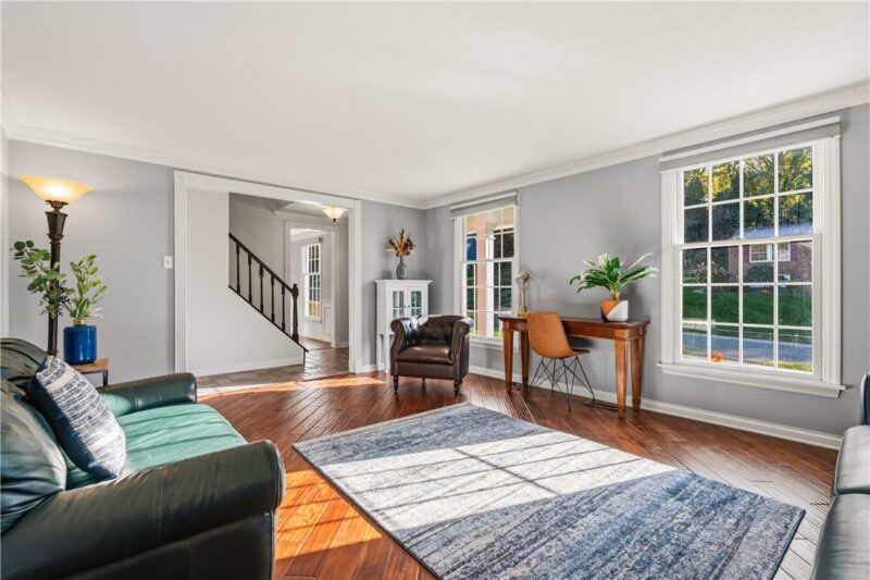 101 Halsey Ct — photo 4