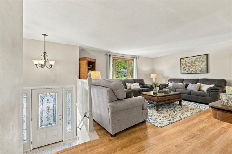 223 Shackelford Dr — photo 5