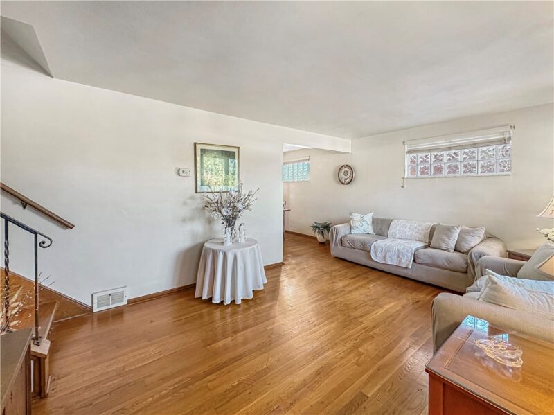 207 Shannon Heights Dr — photo 3