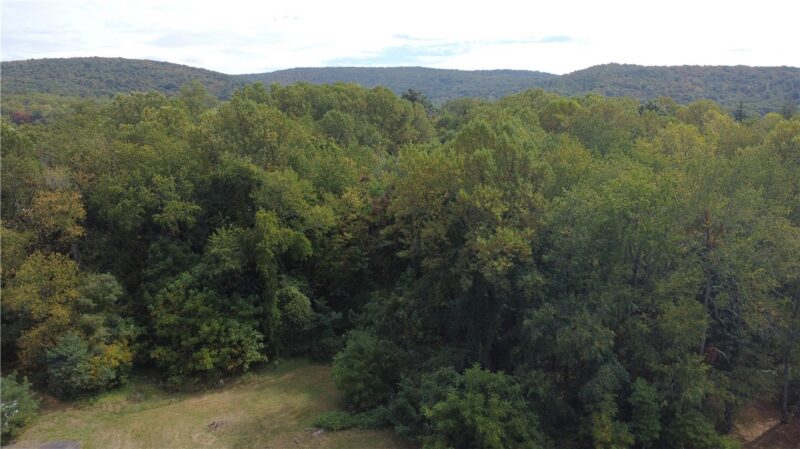 222 Hopwood Coolspring Rd — photo 4
