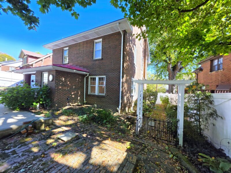 661 E Beau Street — photo 5