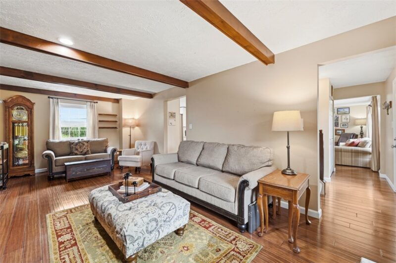 5077 Lakewood Dr — photo 7