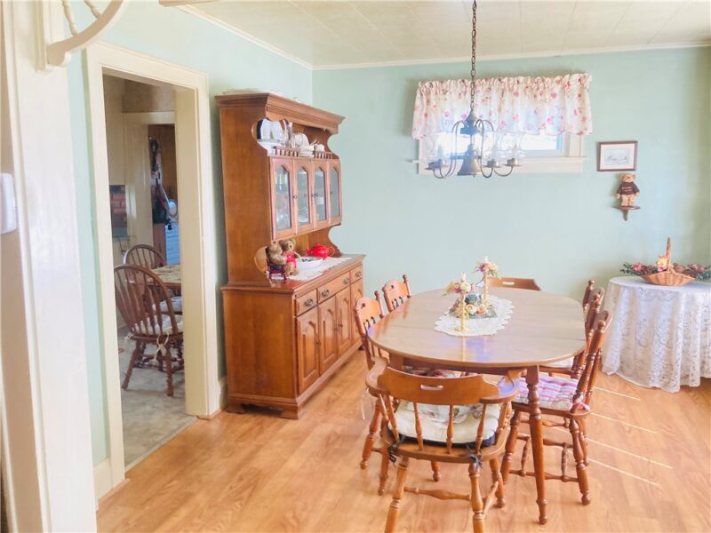 173 White Ave — photo 6
